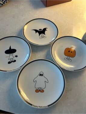 Halloween Character Dessert Plates - White with Black & Orange Accents